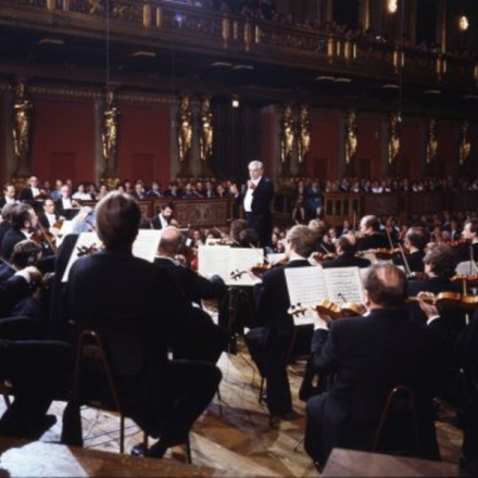 Symphony No. 1 B flat major, Op. 38